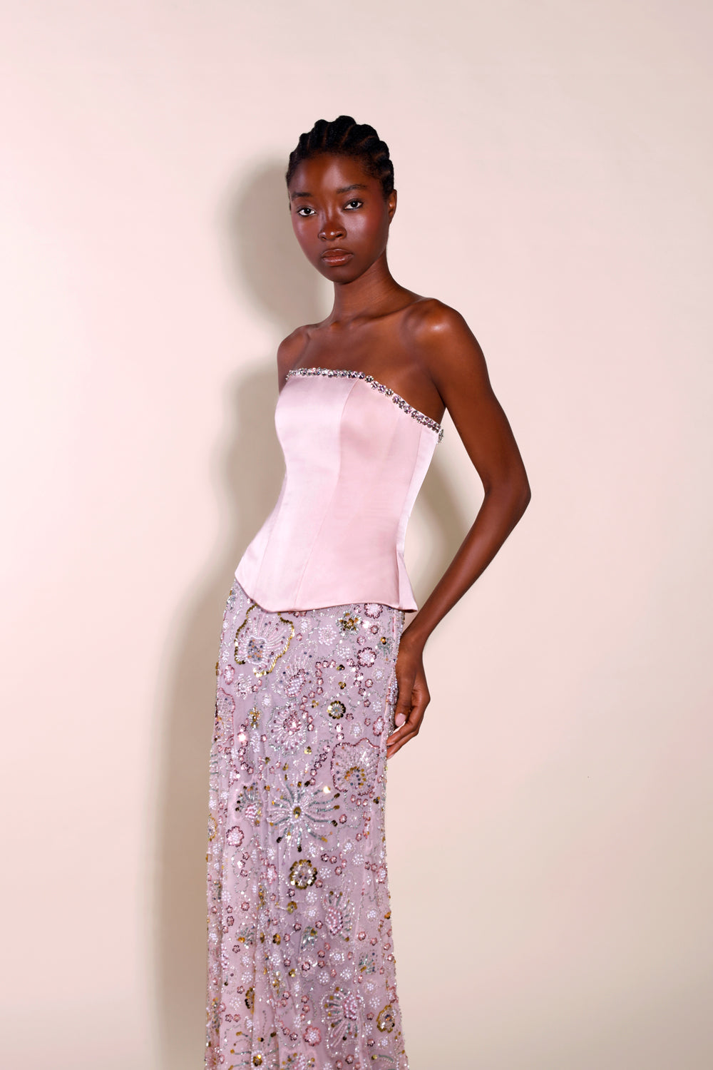 Dione Embroidered Set