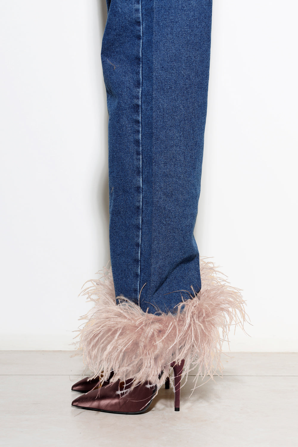 ASTRA FEATHER DENIM PANTS - POWDER PINK
